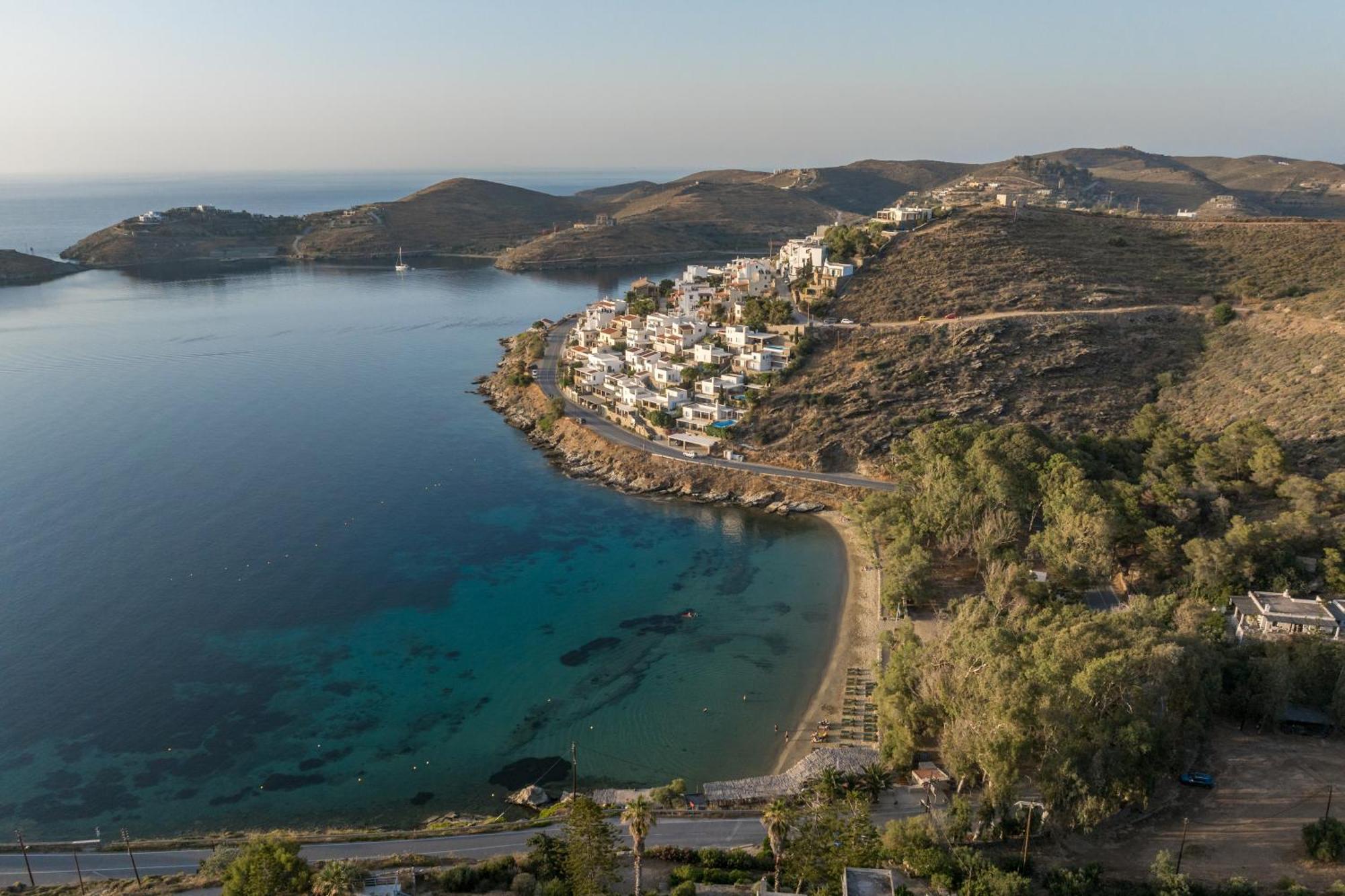 Okeanos Hotel Vourkárion Eksteriør billede
